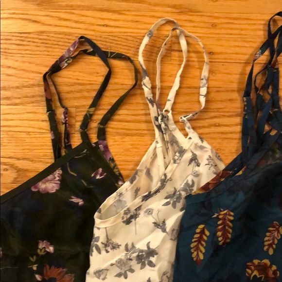 Wilfred Silk Tank Bundle - Picture 2 of 5